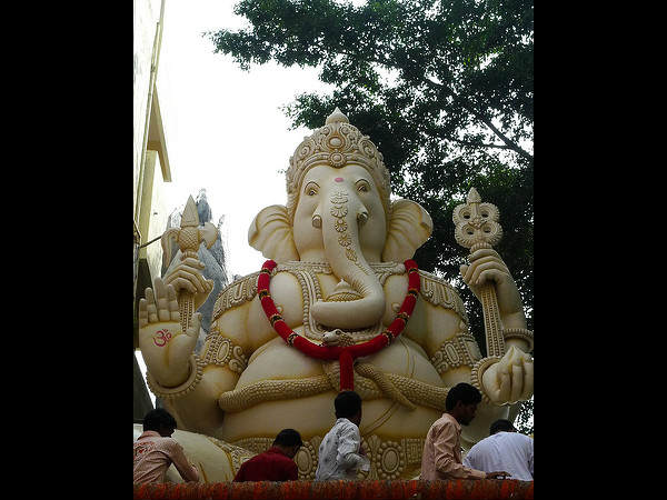 ಮುರುಗೇಶಪಾಳ್ಯದ ಕೆಂಪ್ ಫೋರ್ಟ್ ಶಿವನ ವಿಶೇಷತೆಗಳು ಮುರುಗೇಶಪಾಳ್ಯದ ಕೆಂಪ್ ಫೋರ್ಟ್ ಶಿವನ ವಿಶೇಷತೆಗಳು