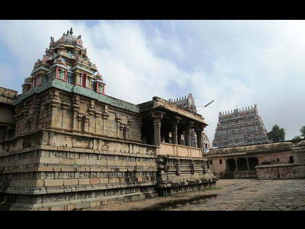 ನರಸಿಂಹನ ಕೋಪ ಶಮನ ಮಾಡಿದ ಶರಭೇಶ್ವರನ ಸನ್ನಿಧಿ ನರಸಿಂಹನ ಕೋಪ ಶಮನ ಮಾಡಿದ ಶರಭೇಶ್ವರನ ಸನ್ನಿಧಿ