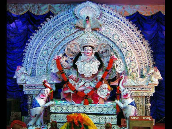 ಜಗತ್ತಿನ ಏಕೈಕ ಲಕ್ಷ್ಮಿ ಕುಬೇರ ದೇವಾಲಯ! ಜಗತ್ತಿನ ಏಕೈಕ ಲಕ್ಷ್ಮಿ ಕುಬೇರ ದೇವಾಲಯ!