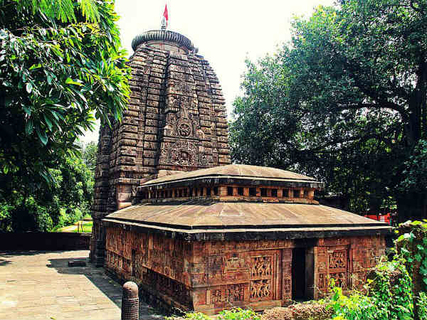 ಪರಶುರಾಮೇಶ್ವರನ ಅತ್ಯಂತ ಪ್ರಾಚೀನ ದೇವಾಲಯ ಪರಶುರಾಮೇಶ್ವರನ ಅತ್ಯಂತ ಪ್ರಾಚೀನ ದೇವಾಲಯ