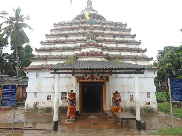 ವೇದಗಳನ್ನು ಹಿಂಪಡೆದ, ವರಾಹನಾಗಿ ನೆಲೆಸಿದ! ವೇದಗಳನ್ನು ಹಿಂಪಡೆದ, ವರಾಹನಾಗಿ ನೆಲೆಸಿದ!