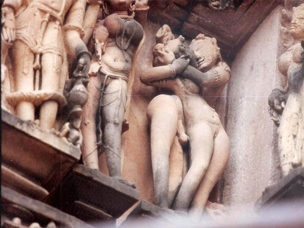 ಮಿಥುನ ಶಿಲ್ಪಕಲೆಯ ಭಂಗಿ