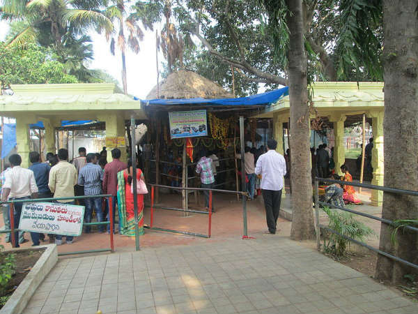 ಈ ಸ್ಥಳದಲ್ಲೆ!