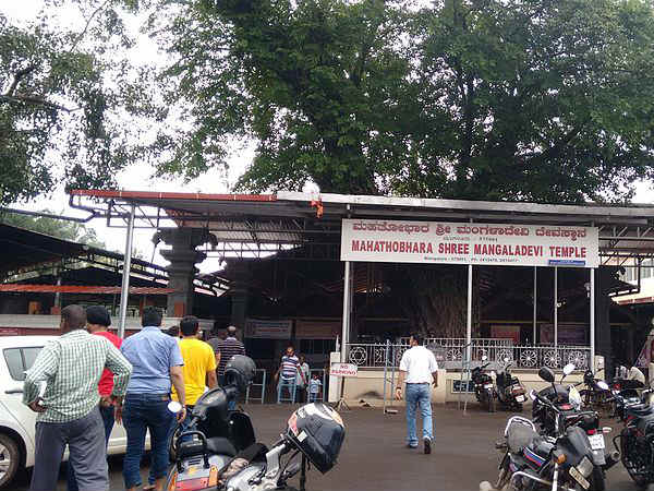 ಜನಸಾಗರದಿಂದ ಕೂಡಿರುತ್ತದೆ