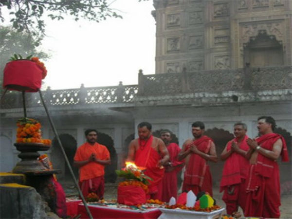 ಕಾಶಿಯನ್ನು ರಕ್ಷಿಸುತ್ತಿರುವ ದುರ್ಗೆಯ ನಿಲಯ! ಕಾಶಿಯನ್ನು ರಕ್ಷಿಸುತ್ತಿರುವ ದುರ್ಗೆಯ ನಿಲಯ!