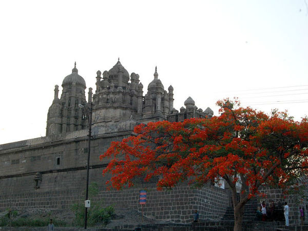 ಯಾವತ್ ಬಳಿ