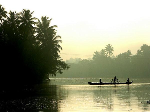 ಕುಮರಕಮ್