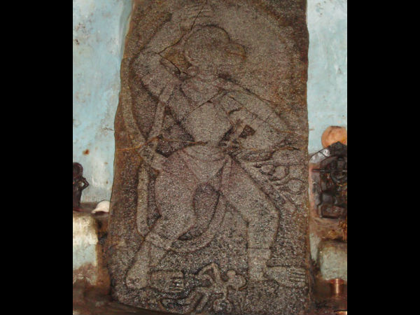 ಆದರೂ ಉಪಸ್ಥಿತನಿದ್ದಾನೆ