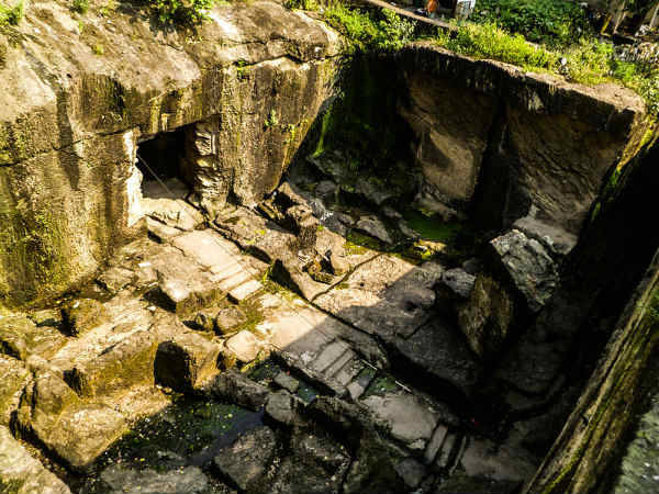 ಸಾಕಷ್ಟು ಜನ ಭಕ್ತರು
