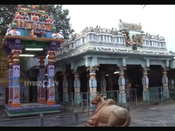 ದೈವ ಭಕ್ತೆ
