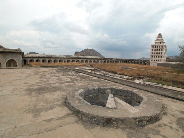 ಅಬೇಧ್ಯ