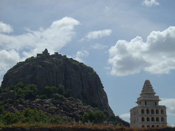 ನಾವಬನ ನೀಚತನ