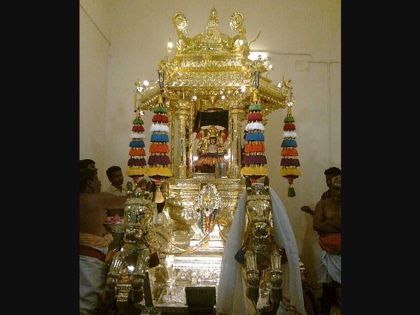 ಎಷ್ಟೆ ಛಾವಣಿ ಕಟ್ಟಿದರೂ ಈ ದೇವಿ ಅದನ್ನ ಉಳಿಸಲ್ಲ! ಎಷ್ಟೆ ಛಾವಣಿ ಕಟ್ಟಿದರೂ ಈ ದೇವಿ ಅದನ್ನ ಉಳಿಸಲ್ಲ!