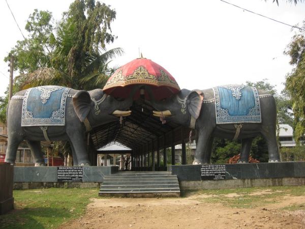 1461 ರಿಂದಲೂ ಉರಿಯುತ್ತಿರುವ ದೀಪ ಮಂದಿರ! 1461 ರಿಂದಲೂ ಉರಿಯುತ್ತಿರುವ ದೀಪ ಮಂದಿರ!