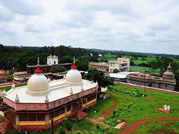 ಮಣಿಕ ಪ್ರಭುಗಳ ಸಂಜೀವಿನಿ ಸಮಾಧಿ ಸ್ಥಳ! ಮಣಿಕ ಪ್ರಭುಗಳ ಸಂಜೀವಿನಿ ಸಮಾಧಿ ಸ್ಥಳ!