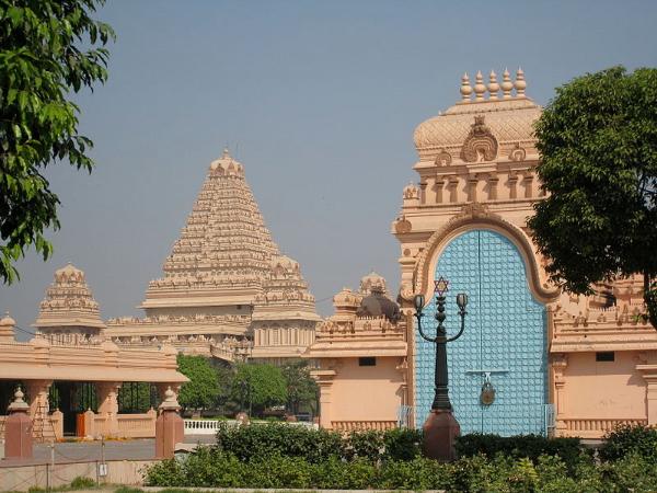 ಸಮರ್ಪಿಸಿಕೊಂಡರು