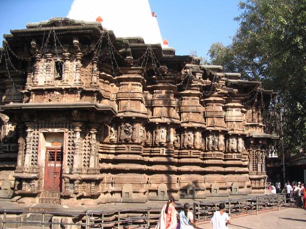 ಪದ್ಮಾವತಿಯೊಡನೆ