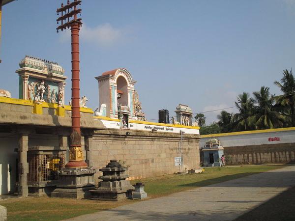 ಕೆಳಗೆ