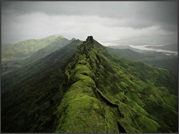 ರಾಜಗಾಂಭೀರ್ಯ