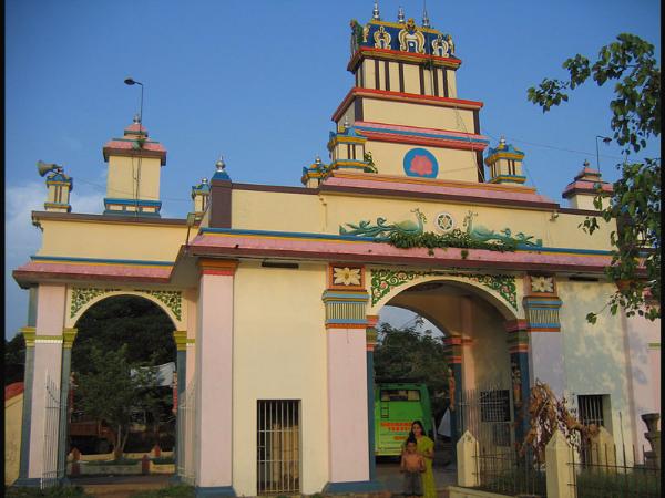 ವಚನ ನೀಡುತ್ತಾನೆ