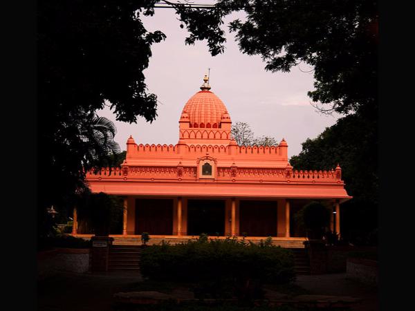 125 ರ ವಸಂತದಲ್ಲಿ ಚಾಮರಾಜಪೇಟೆ! 125 ರ ವಸಂತದಲ್ಲಿ ಚಾಮರಾಜಪೇಟೆ!