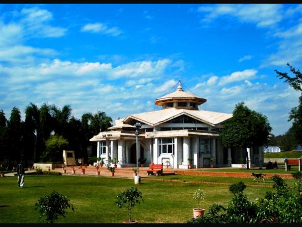 ಪಂಚಕುಲಾದ ಮಾನಸಾದೇವಿ ಸನ್ನಿಧಿ! ಪಂಚಕುಲಾದ ಮಾನಸಾದೇವಿ ಸನ್ನಿಧಿ!