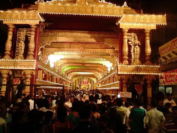 ರೋಮಾಂಚನಗೊಳಿಸುವ ಸಾಗರ ಮಾರಿಕಾಂಬಾ ದೇವಿ ಜಾತ್ರೆ ರೋಮಾಂಚನಗೊಳಿಸುವ ಸಾಗರ ಮಾರಿಕಾಂಬಾ ದೇವಿ ಜಾತ್ರೆ