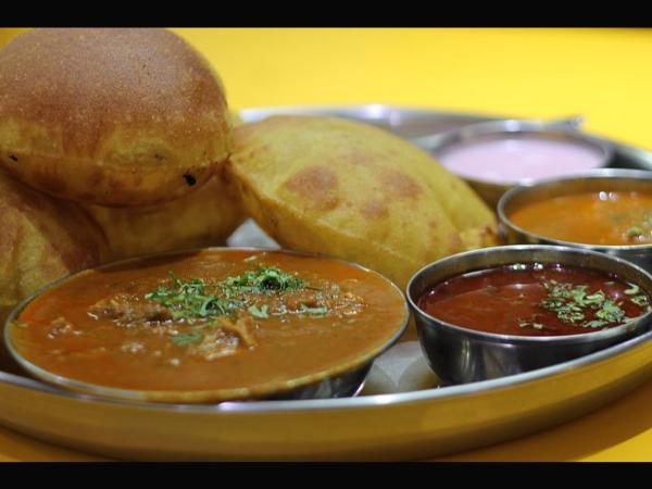 ನಿತ್ಯಹರಿದ್ವರ್ಣದ ಸಾವಂತವಾಡಿಗೊಂದು ಭೇಟಿ! ನಿತ್ಯಹರಿದ್ವರ್ಣದ ಸಾವಂತವಾಡಿಗೊಂದು ಭೇಟಿ!