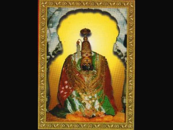 ತುಳಜಾಪುರ : ತುಳಜಾ ಭವಾನಿಯ ದಿವ್ಯ ಸನ್ನಿಧಿಯಲ್ಲಿ ತುಳಜಾಪುರ : ತುಳಜಾ ಭವಾನಿಯ ದಿವ್ಯ ಸನ್ನಿಧಿಯಲ್ಲಿ