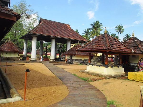 ತಿರುವಂಚಿಕುಲಂ ಶಿವ ದೇವಾಲಯ ತಿರುವಂಚಿಕುಲಂ ಶಿವ ದೇವಾಲಯ