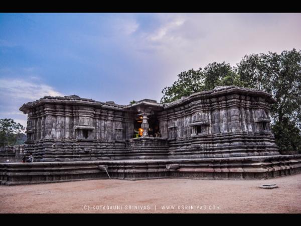 ಸಾವಿರ ಕಂಬಗಳ ದೇಗುಲ