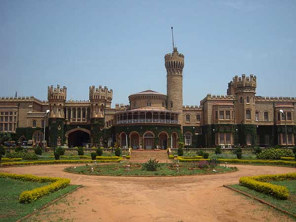 ಬೆಂಗಳೂರು ಅರಮನೆ