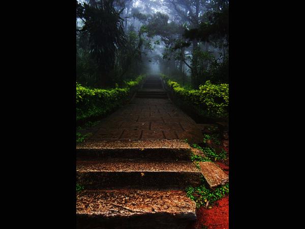 ಐದು ಸಾಮ್ರಾಜ್ಯಗಳು