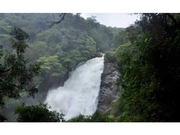 ಬೆಣ್ಣೆ ಹೊಳೆ ಜಲಪಾತ