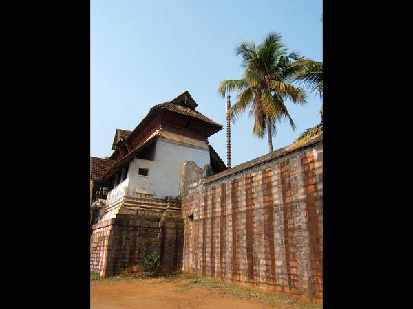 ತುಪ್ಪದ ಬತ್ತಿ ಬೆಳಕು