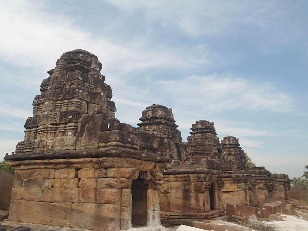 ಚಿತ್ರ ವಿಚಿತ್ರ ಕೆತ್ತನೆಗಳ ಕೋತ ಗುಲ್ಲು! ಚಿತ್ರ ವಿಚಿತ್ರ ಕೆತ್ತನೆಗಳ ಕೋತ ಗುಲ್ಲು!