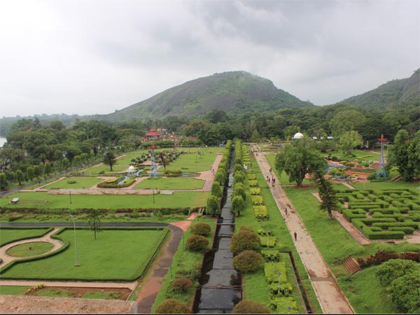 ಮಲಂಪುಳ ಉದ್ಯಾನ