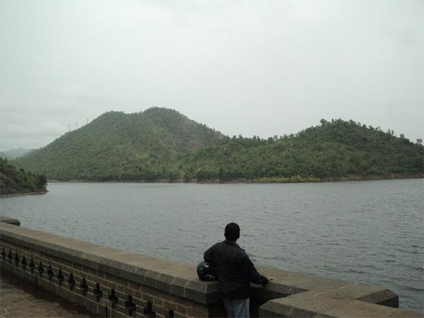 Road trip to Chitradurga Fort and Vani Vilas Sagar Dam Road trip to Chitradurga Fort and Vani Vilas Sagar Dam