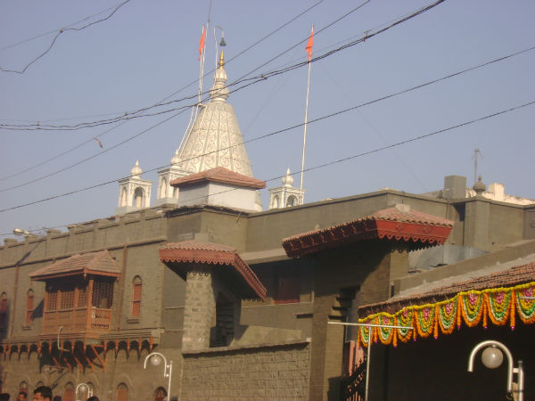 ಜಾಕಿ ಷಾರಫ್ ಬಾಬಾ ಅವತಾರದಲ್ಲಿ ಮಿಂಚಿದ ಮತ್ತೋಬ್ಬ ನಟ