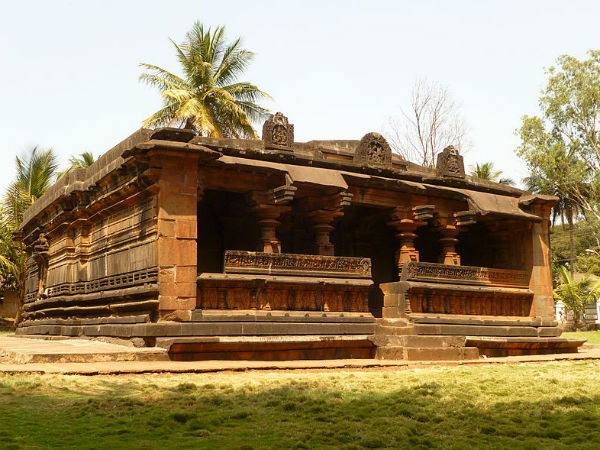 10ಚಿಕ್ಕ ಬಸದಿ