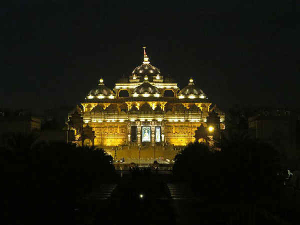 ನಿರ್ಮಾಣ