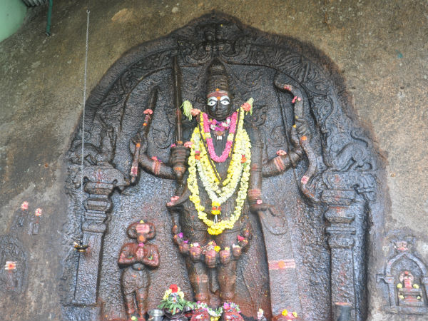 ಗವಿಗ೦ಗಾಧರೇಶ್ವರ ದೇವಸ್ಥಾನ