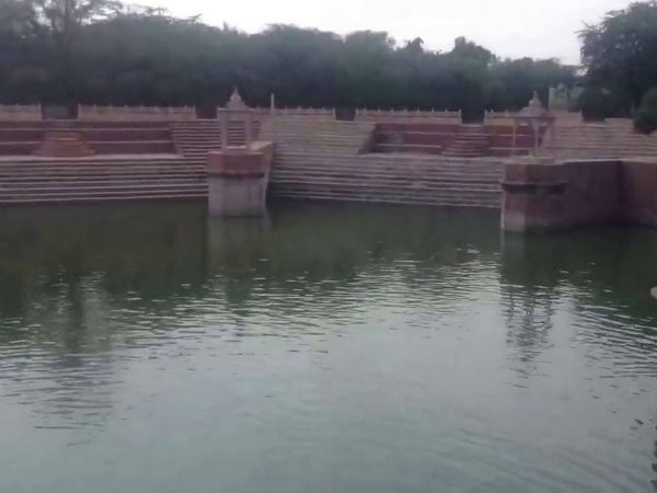 ಪ್ರೇಮ್ ಸರೋವರ್
