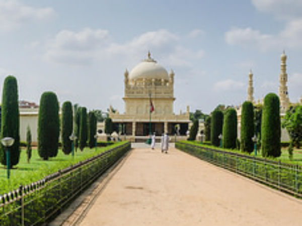 ಗು೦ಬಜ್