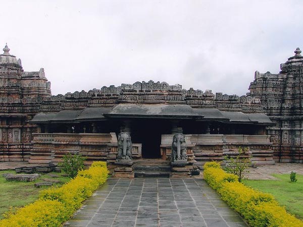 ವೀರ ನಾರಾಯಣ ದೇವಸ್ಥಾನ