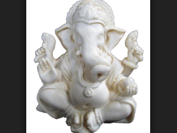 ಬಿಳಿ ಬಣ್ಣ