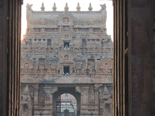 ಬೃಹದೀಶ್ವರ ದೇವಾಲಯ