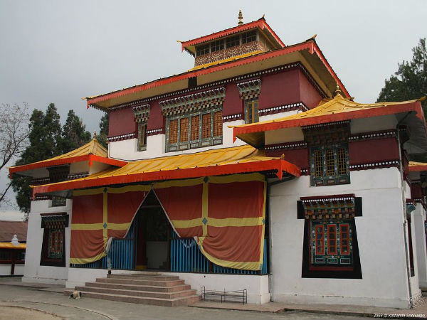 7. ಎ೦ಚೇ ಸನ್ಯಾಸಾಶ್ರಮ (Enchey Monastery)