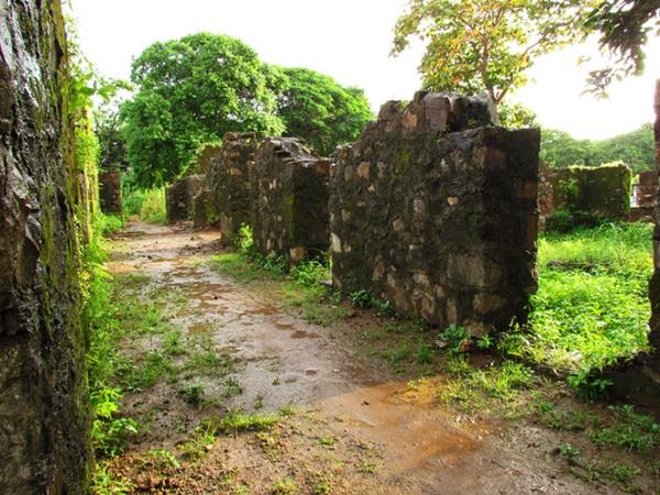 ಮಂಡಪೇಶ್ವರ ಗುಹೆ