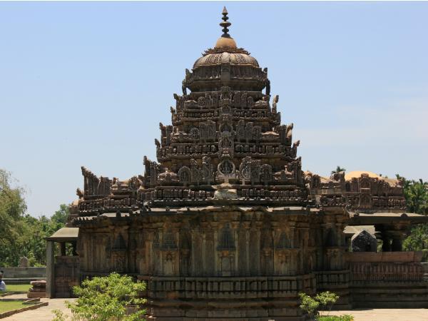 ಅಮೃತೇಶ್ವರ ದೇವಾಲಯ ಎಲ್ಲಿದೆ?
